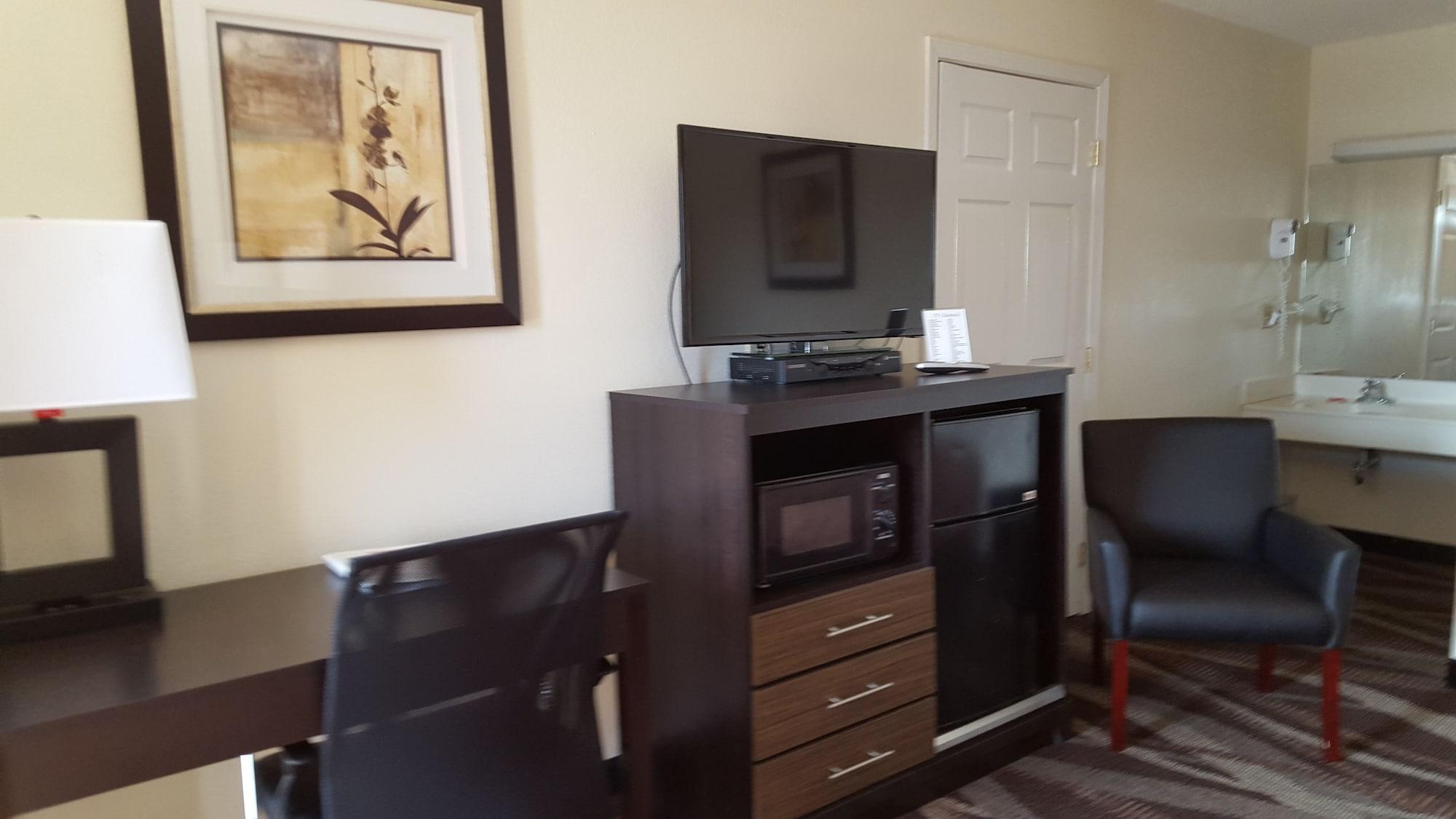Econo Lodge Glade Springs I-81 Bagian luar foto