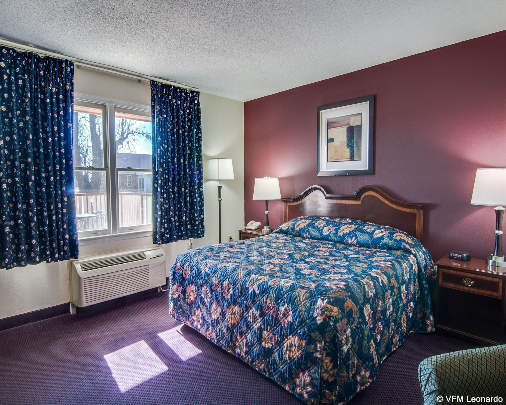Econo Lodge Glade Springs I-81 Bagian luar foto